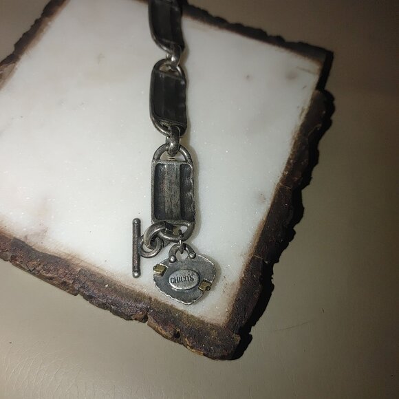 Vintage Chico's Chain-Link Bracelet Heart Charm And Toggle Clasp - Picture 2 of 8